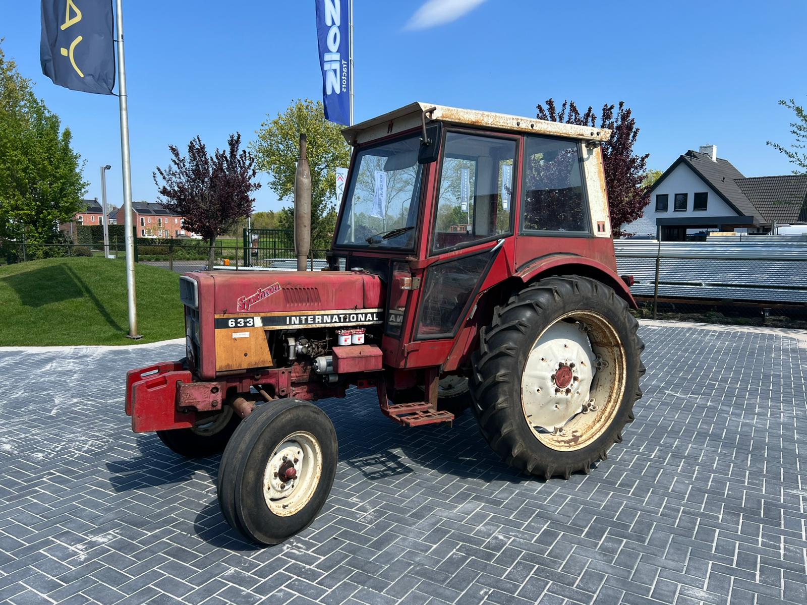 International 633 - Afbeelding 1